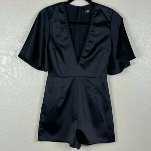 Missguided Romper Women's Sz 2 Shorts Deep V-Neck Flutter Sleeve Satin Black